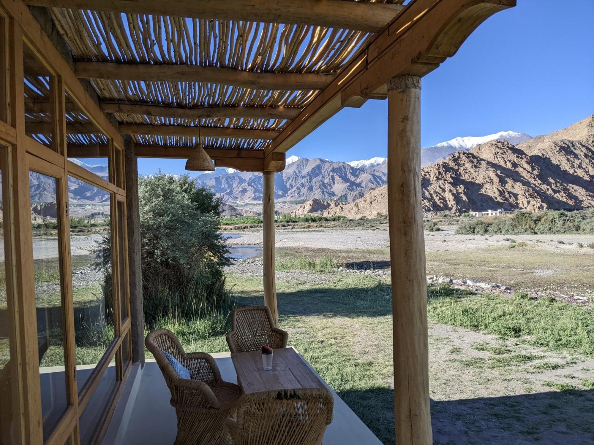 The Indus River Camp Leh Exteriör bild